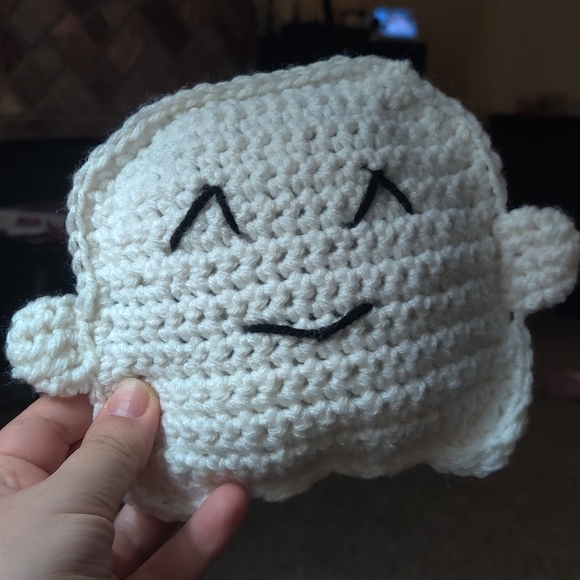 Handmade Crochet Ghost Plush - Picture 1 of 2